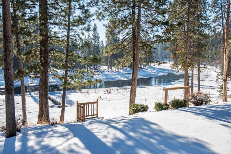 Deschutes Riverfront Home Sunriver Exterior foto