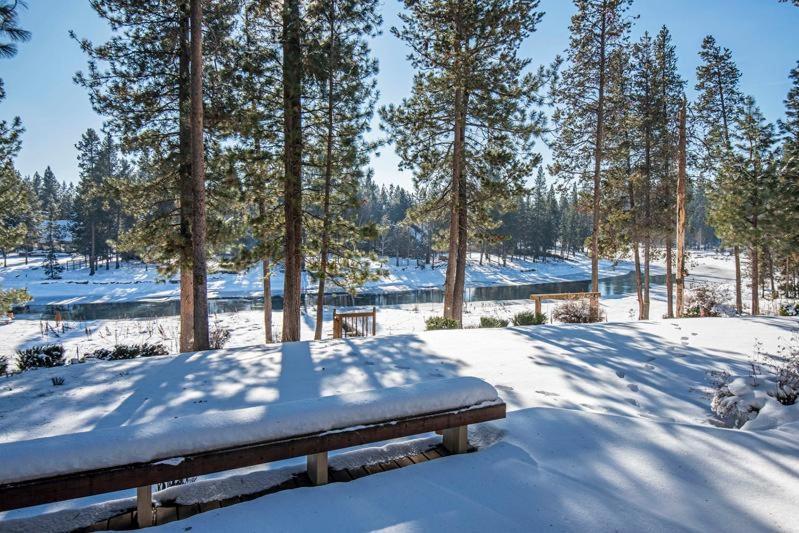 Deschutes Riverfront Home Sunriver Exterior foto